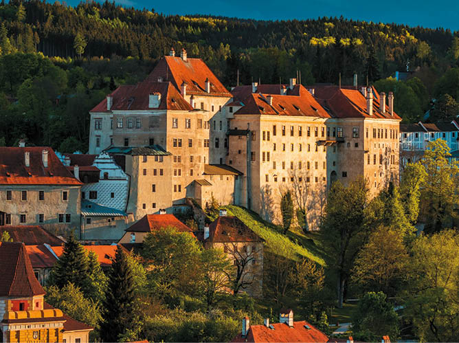  esk Krumlov - foto: Libor Sv  ek.  E- mail:  box@fotosvacek.cz