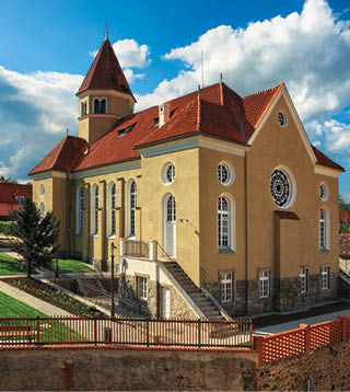 Synagoga pro RF  K 2013 Libor Svacek, Kaplicka 447, 381 01 Cesky Krumlov, CZ. E- mail:  box@fotosvacek.cz