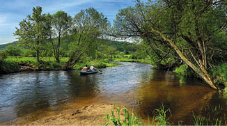 Kniha “VLTAVA - Libor Svacek" - vydani 1., rok 2011 Photographer: Libor Svacek; box@fotosvacek.cz; Mobile: +420 602428001; 