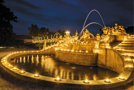 Kniha “ esk republika BAROKO - Libor Sv  ek" - prv  vyd n  rok 2017 Photographer: Libor Svacek; box@fotosvacek.cz; Mobile: +420 602428001; 