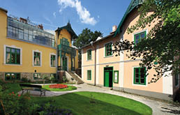 Atelier Seidel po rekonstrukci 2008-06 FOTO: Libor Svacek, Kaplicka 447, 381 01 Cesky Krumlov, CZ. E-mail: box@fotosvacek.cz