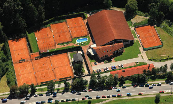 CREATOR: gd-jpeg v1.0 (using IJG JPEG v62), default quality 