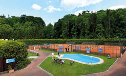 CREATOR: gd-jpeg v1.0 (using IJG JPEG v62), default quality 