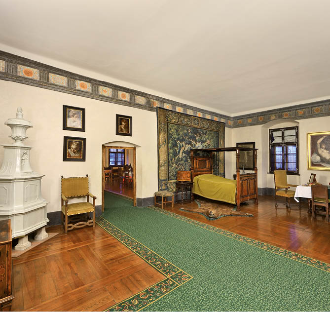 Statni hrad a zamek Cesky Krumlov 2009 Photographer: Libor Svacek; Kaplicka 447; Cesky Krumlov; CZ. E- mail: box@fotosvacek.cz; 